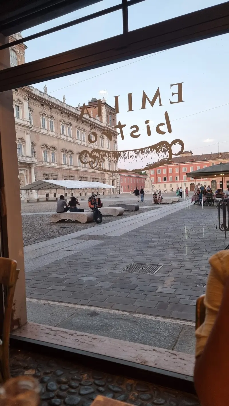Scattate dai clienti, Modena – foto 9